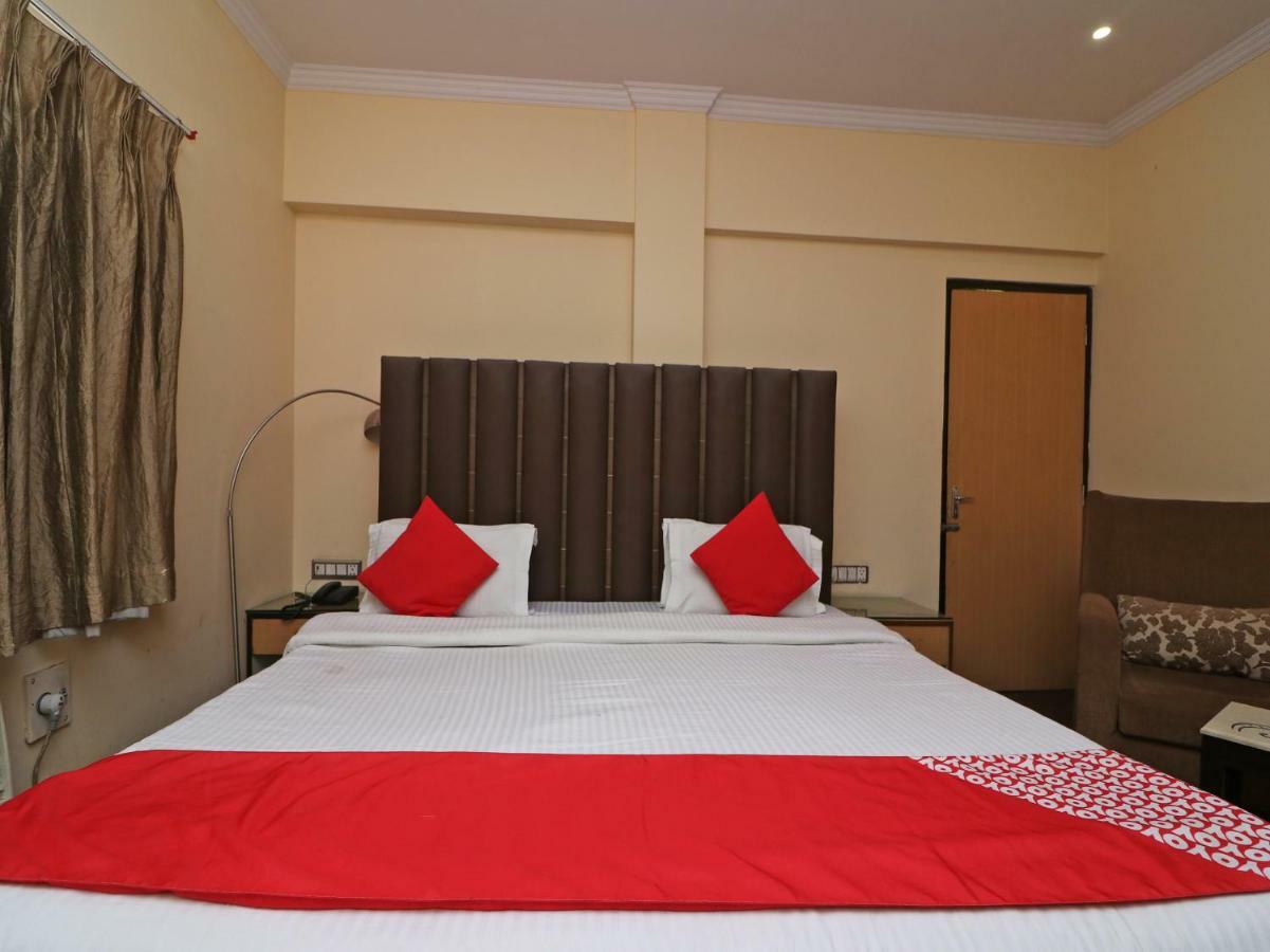 Oyo 1681 Hotel Devansh อุเดเปอร์ ภายนอก รูปภาพ